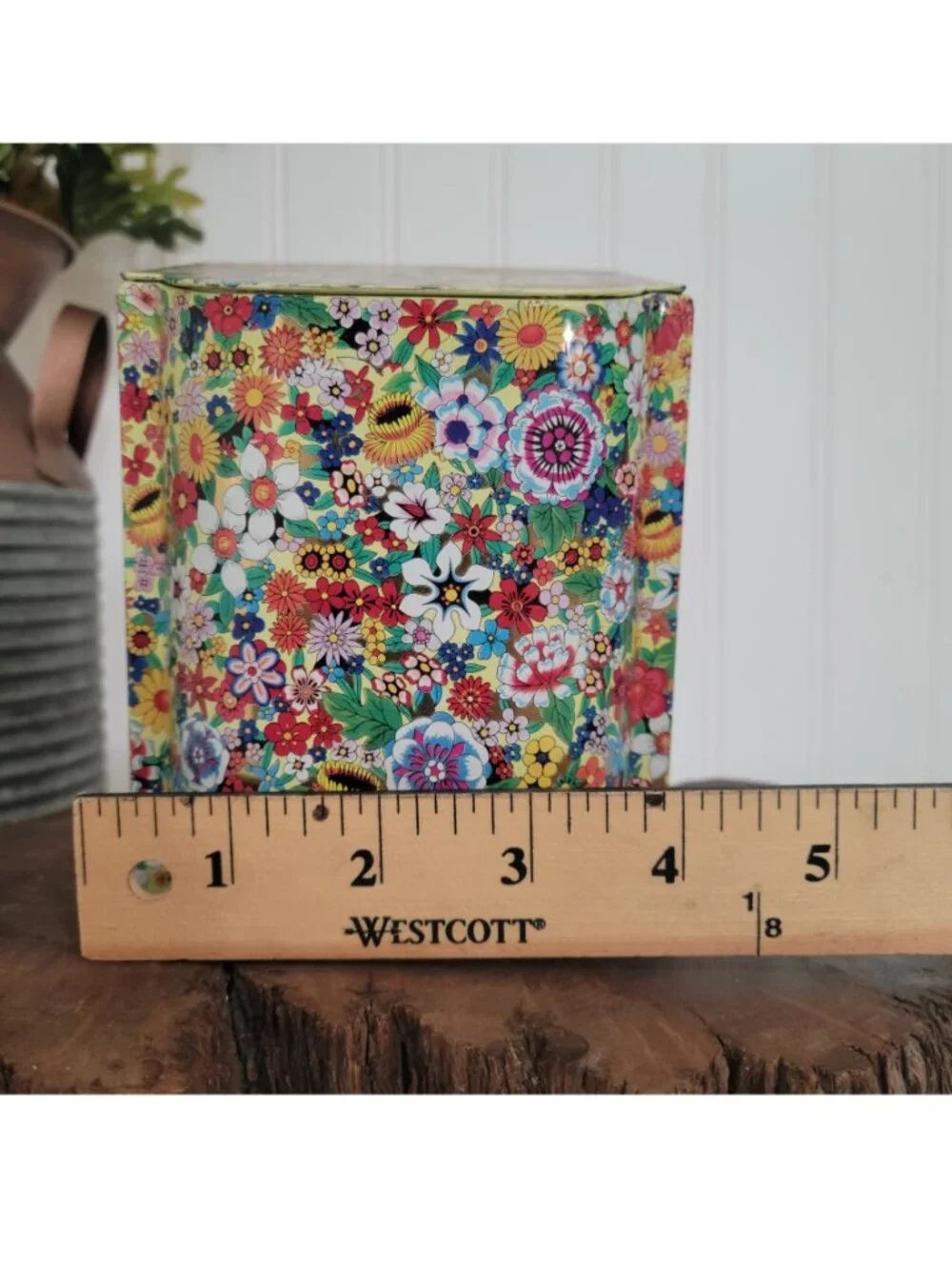 Vtg Retro Cottagecore Grandmacore Chintz Floral Hinged Daher Tea Tin Canister